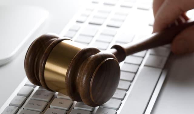 ¿Cuáles son las penas por delitos informáticos en España?